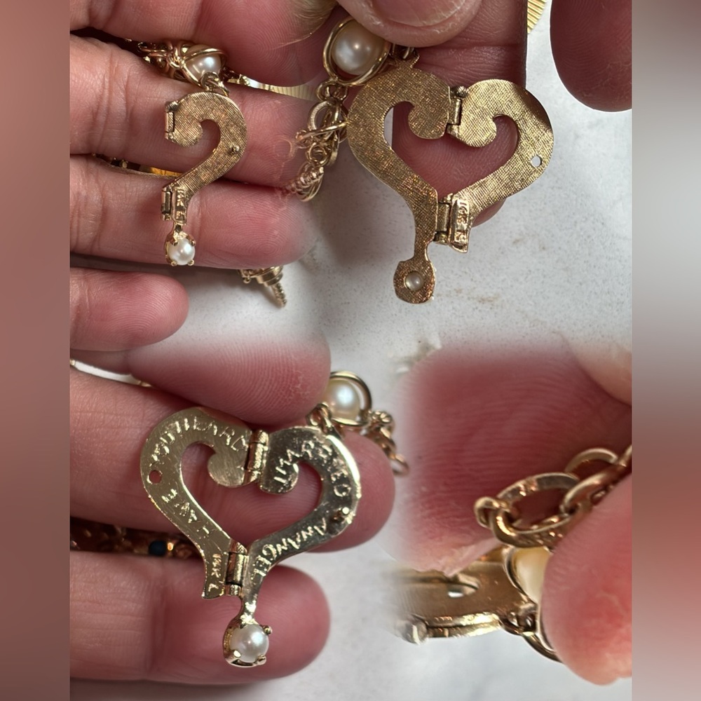 ✨NO LONGER AVAILABLE✨ 
Vintage Solid 14k Gold Charm Bracelet ( 63,4 GRAMS ) - Picture 5 of 17